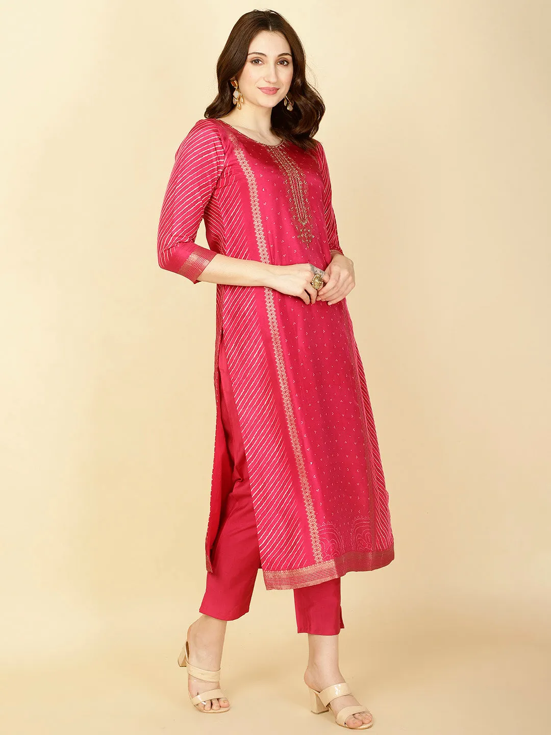Abstract Printed Handloom Kurta With Pants & Dupatta