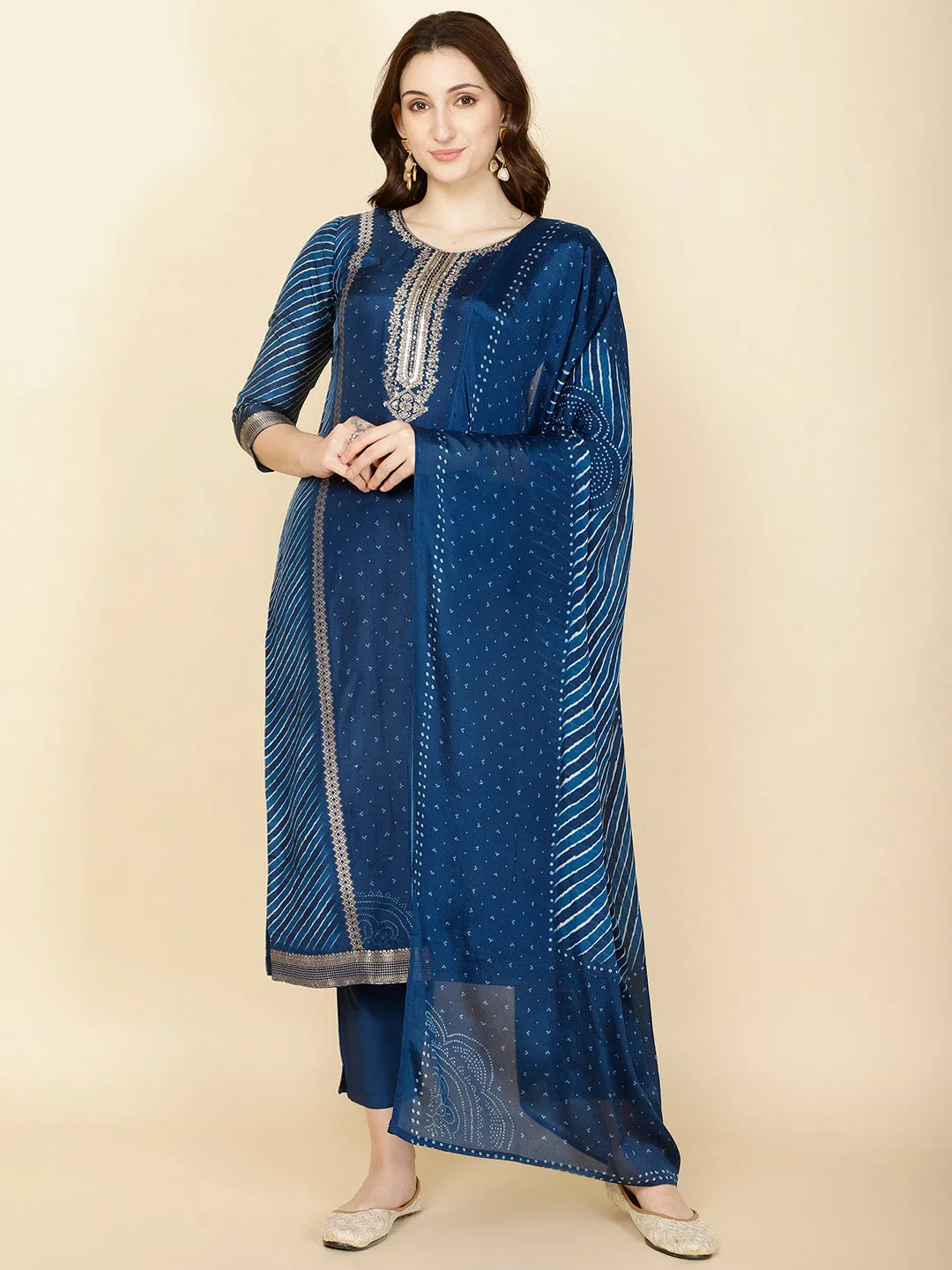 Abstract Printed Handloom Kurta With Pants & Dupatta