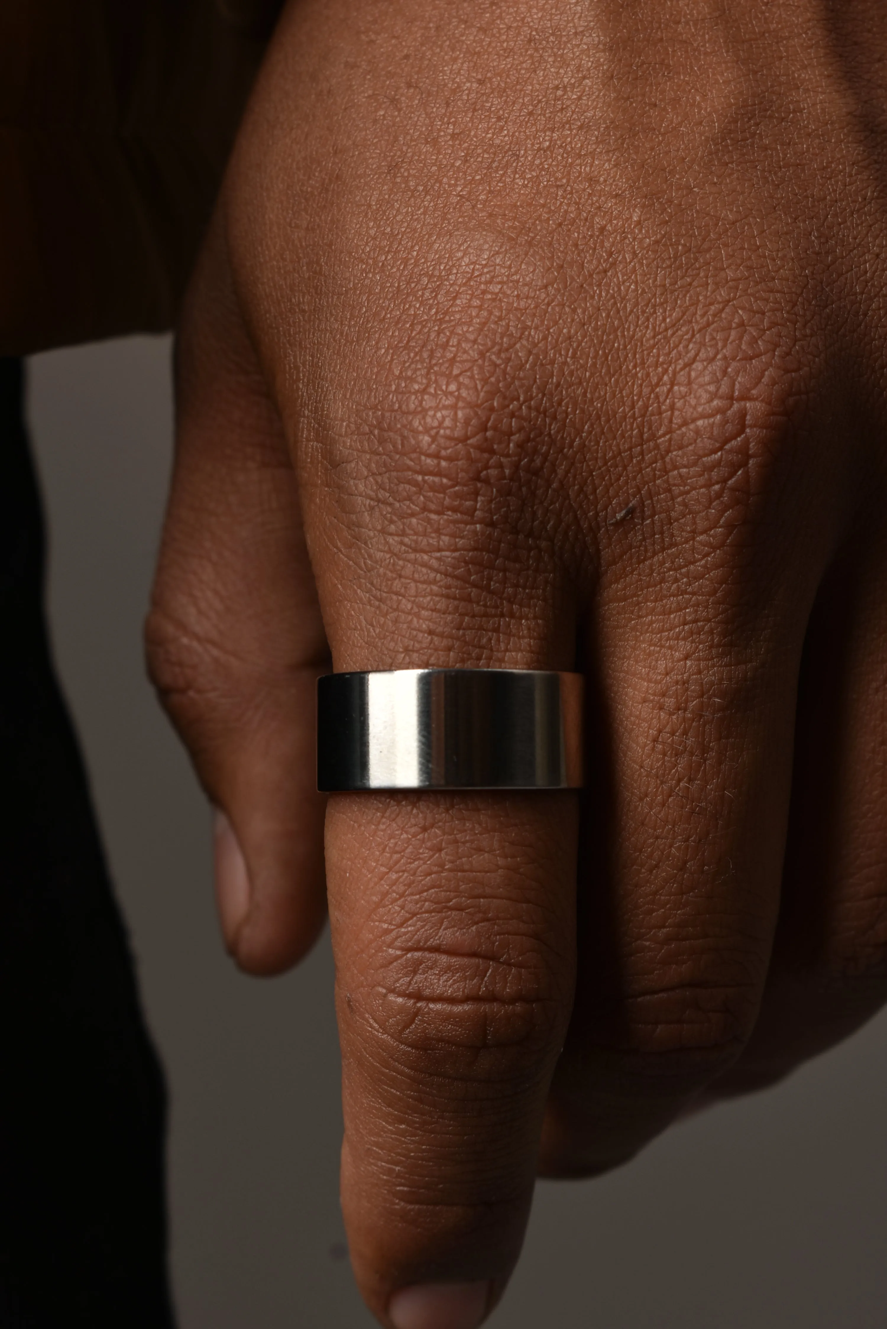 Anillo Ancho Liso Plateado