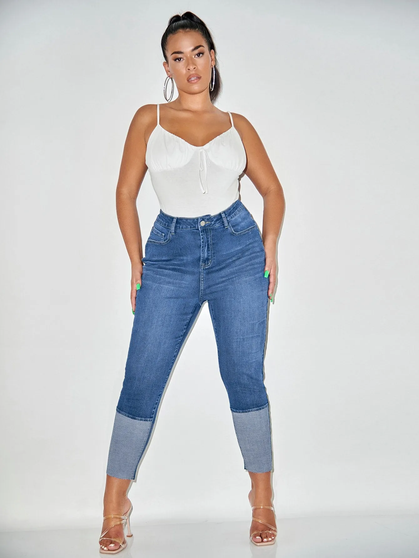 Colorblock Pocket High Waist Cropped Plus Size Jeans