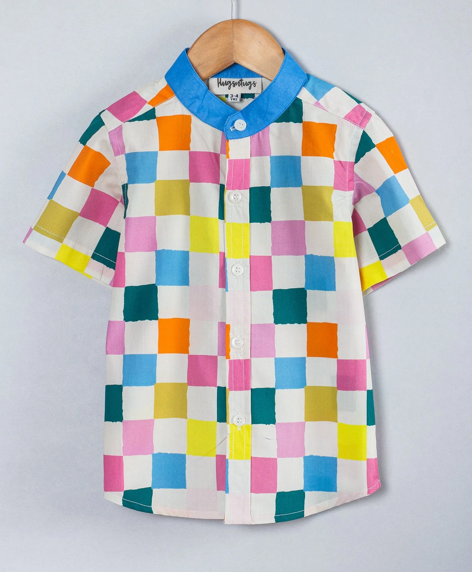 Colourful checkered half sleeves shirt with contrast mandarin collars-Multi