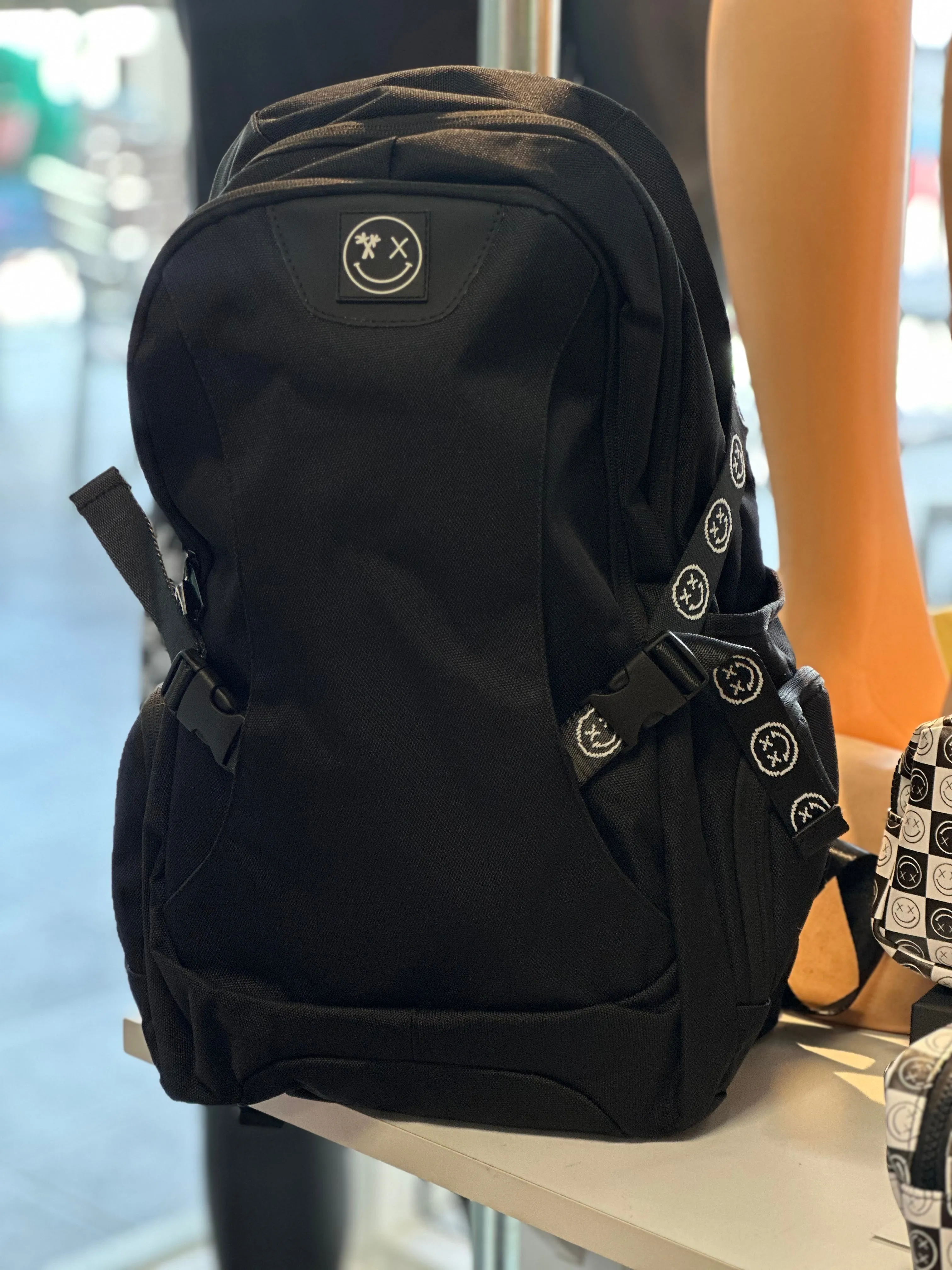 Salty Savage Essential Sport Backpack | Black