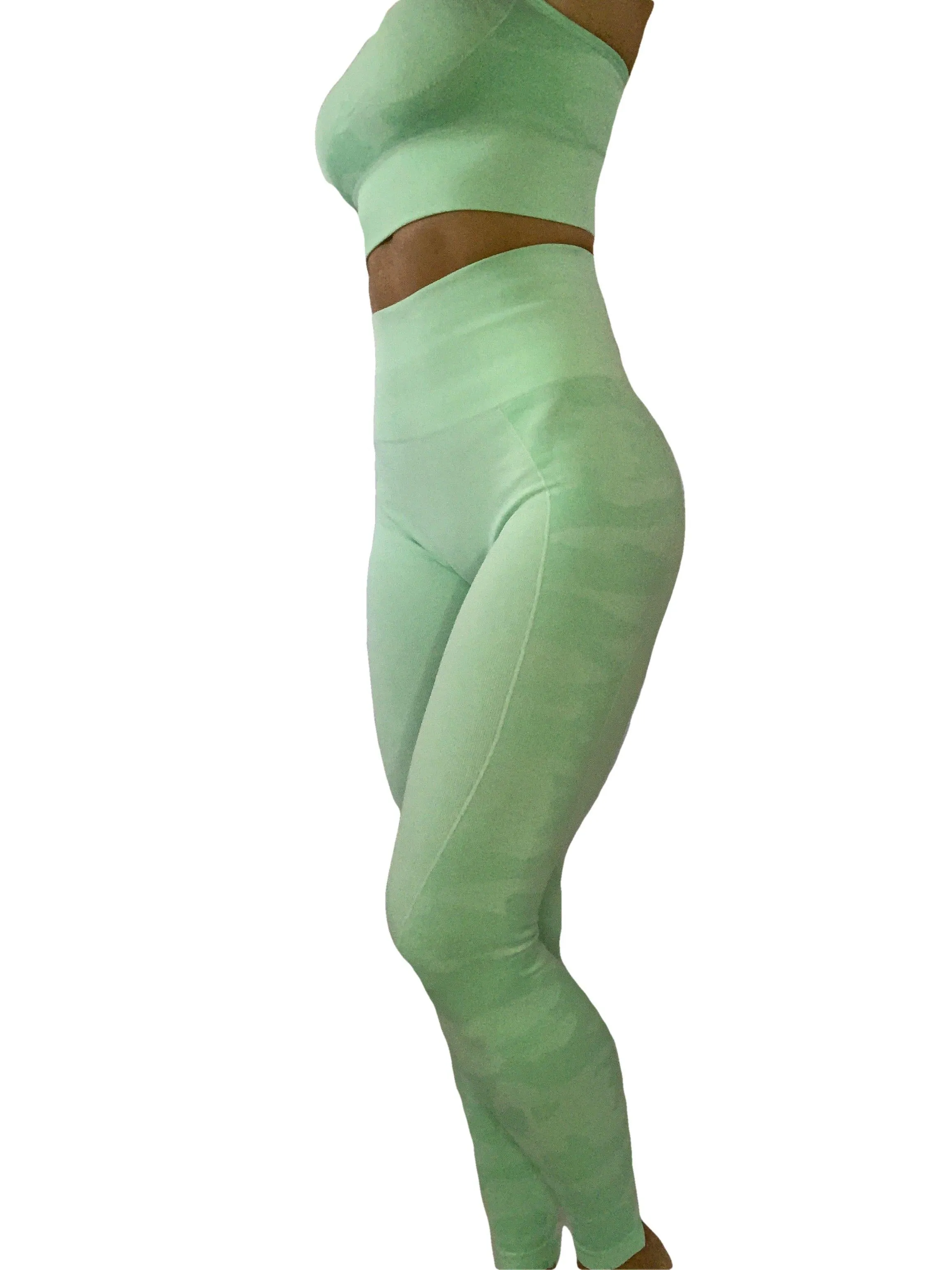 Seamless Camo Leggings